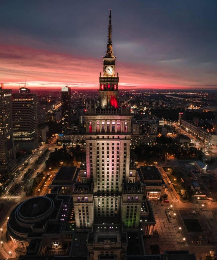Top Metro X2 Fast Wifi 400 Mbs 70'Tv Netflix Hbo Max Appletv+ Disney+ Warsaw Exterior photo